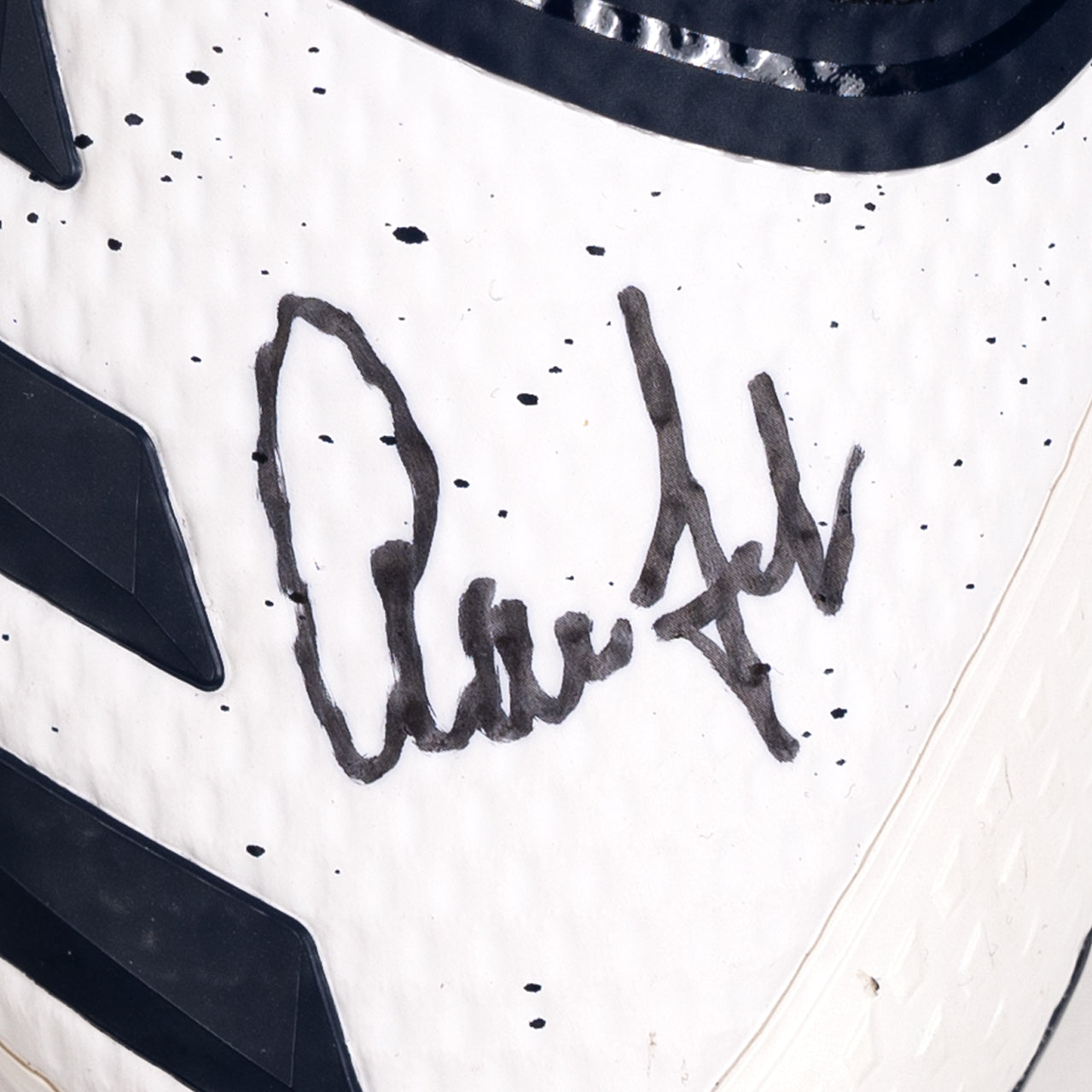 Aaron Judge Signed Yankee Hand Painted Player Issued Cleat