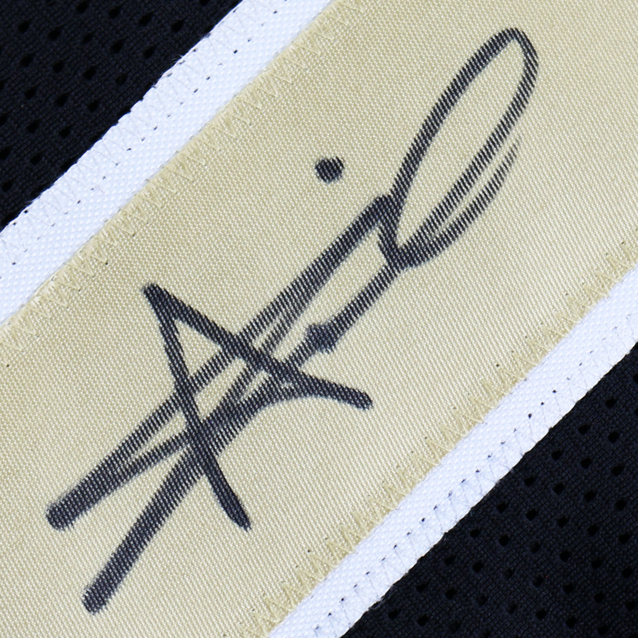 Alvin Kamara Signed Jersey