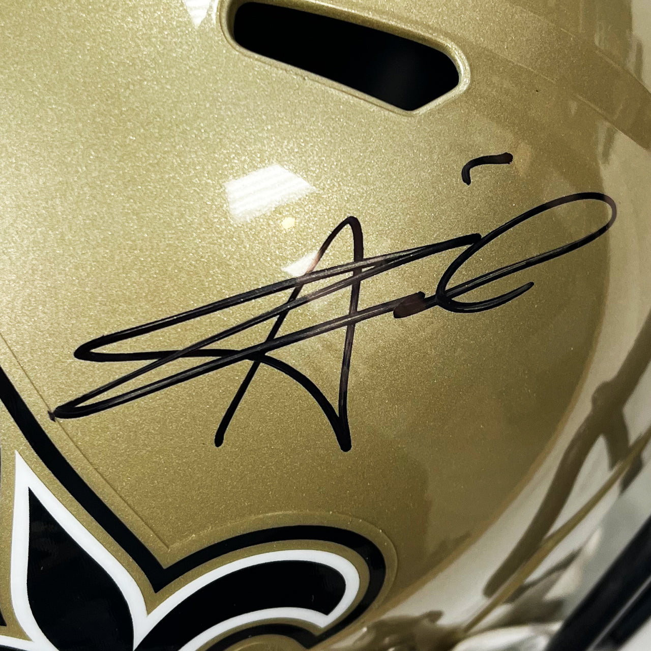 Alvin Kamara Signed Saints Speed Full Size Replica Helmet