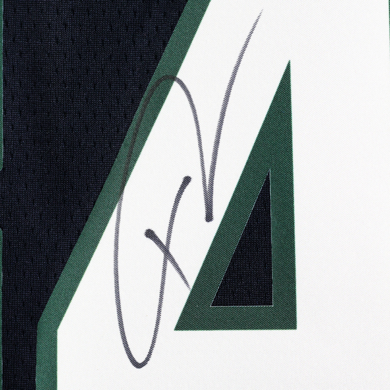 Giannis Antetokounmpo Signed Bucks Nike Swingman Statement Edition Jersey