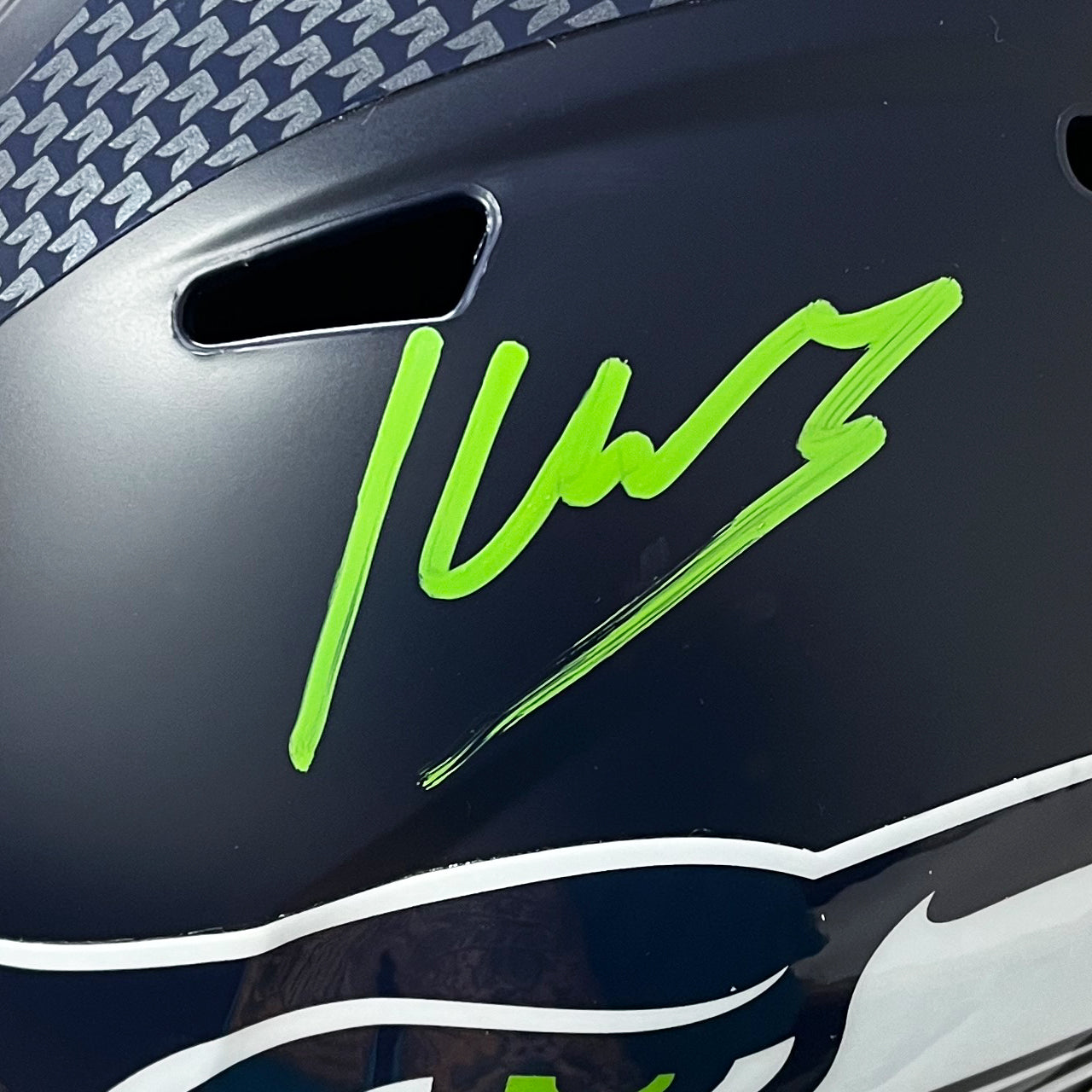 Kenneth Walker Signed Seahawks Speed Full Size Replica Helmet