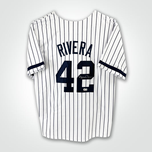 Mariano Rivera Signed Jersey