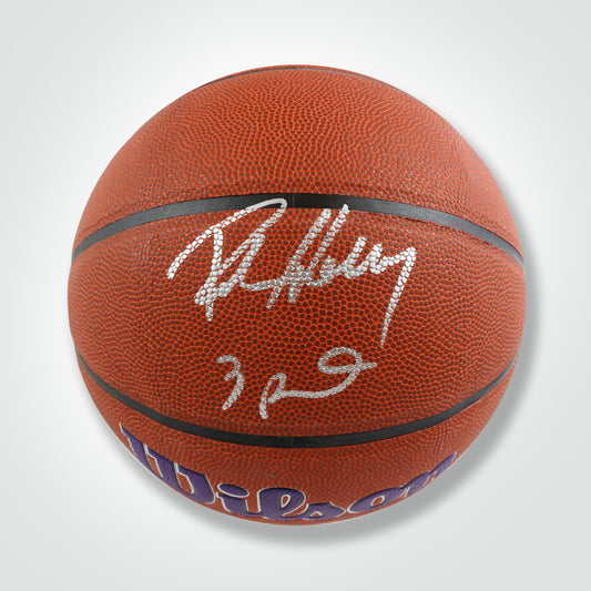 Robert Horry Signed Lakers Wilson Basketball Inscribed "3 Peat"
