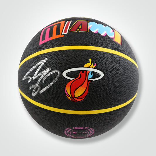 Shaquille O'Neal Signed Heat Wilson City Edition Basketball
