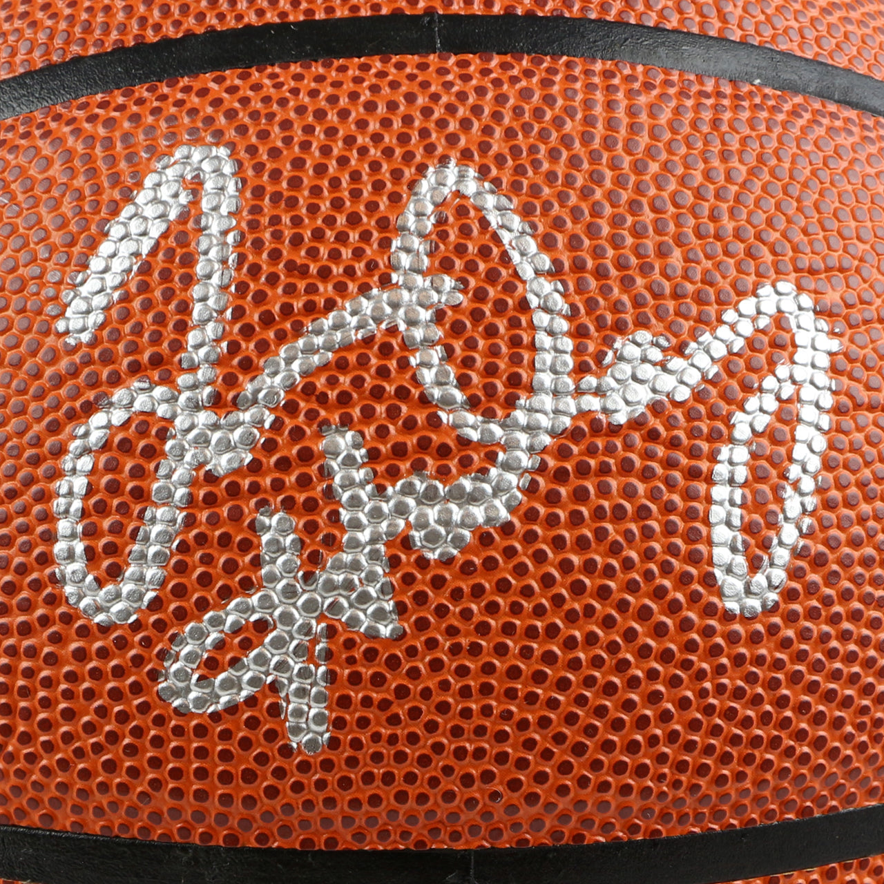 Tim Hardaway Signed Wilson Basketball